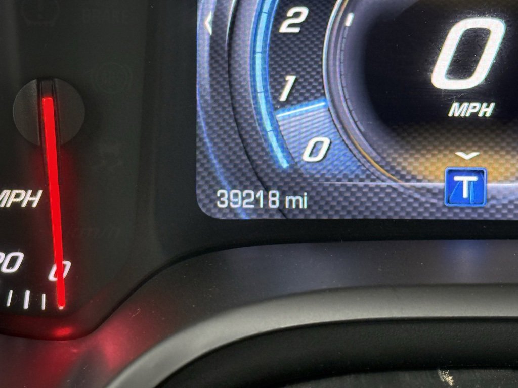 Used 2015 Chevrolet Corvette Stingray Z51 w/ 3LT Preferred Equipment Group image 39