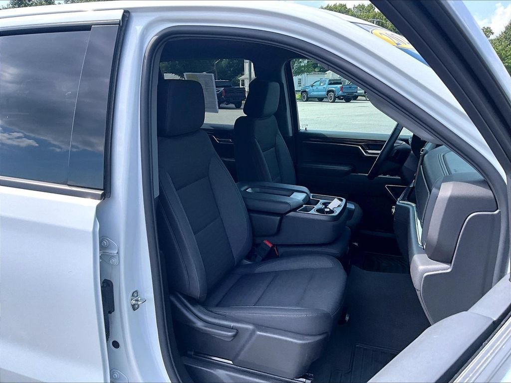 Used 2024 GMC Sierra 1500 Elevation AWD/4WD image 11