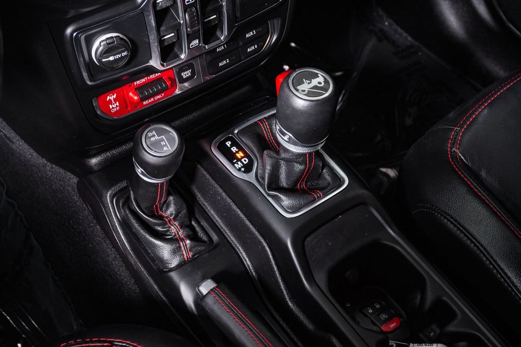 Used 2018 Jeep Wrangler Unlimited Rubicon AWD/4WD image 26