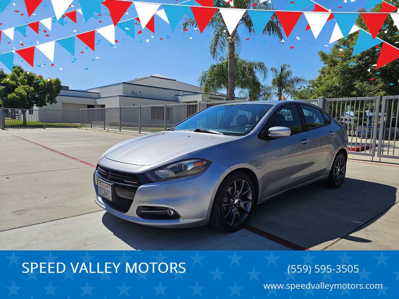 Used 2016 Dodge Dart SXT FWD image 1