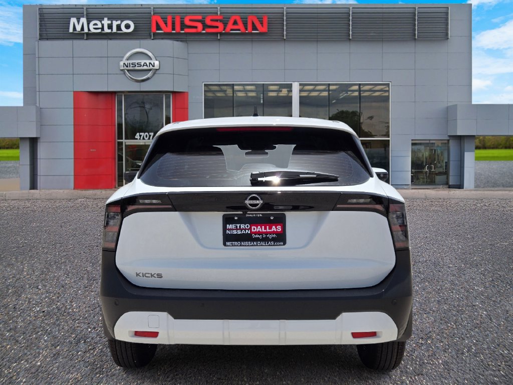 New 2027 Nissan Kicks S FWD image 5
