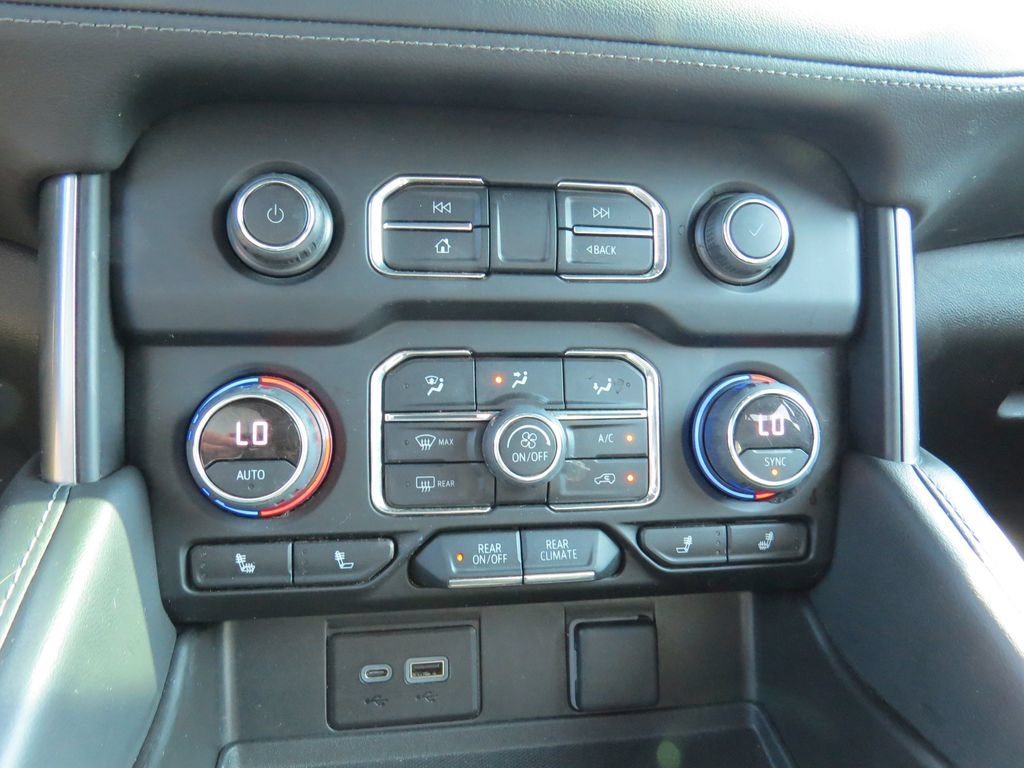 Certified 2022 Chevrolet Suburban Z71 AWD/4WD image 25