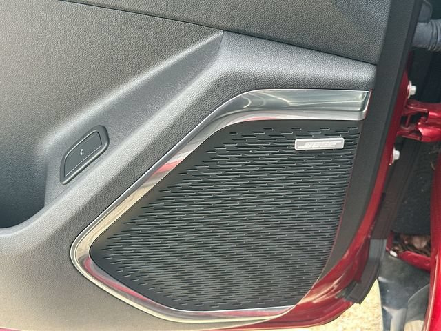 Used 2025 GMC Acadia Denali w/ LPO, Floor Liner Package FWD image 27