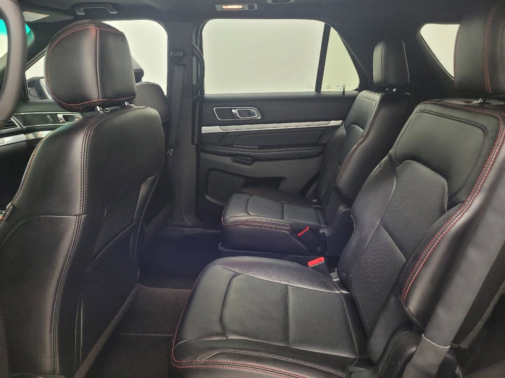 Used 2017 Ford Explorer Sport w/ Equipment Group 401A AWD/4WD image 18
