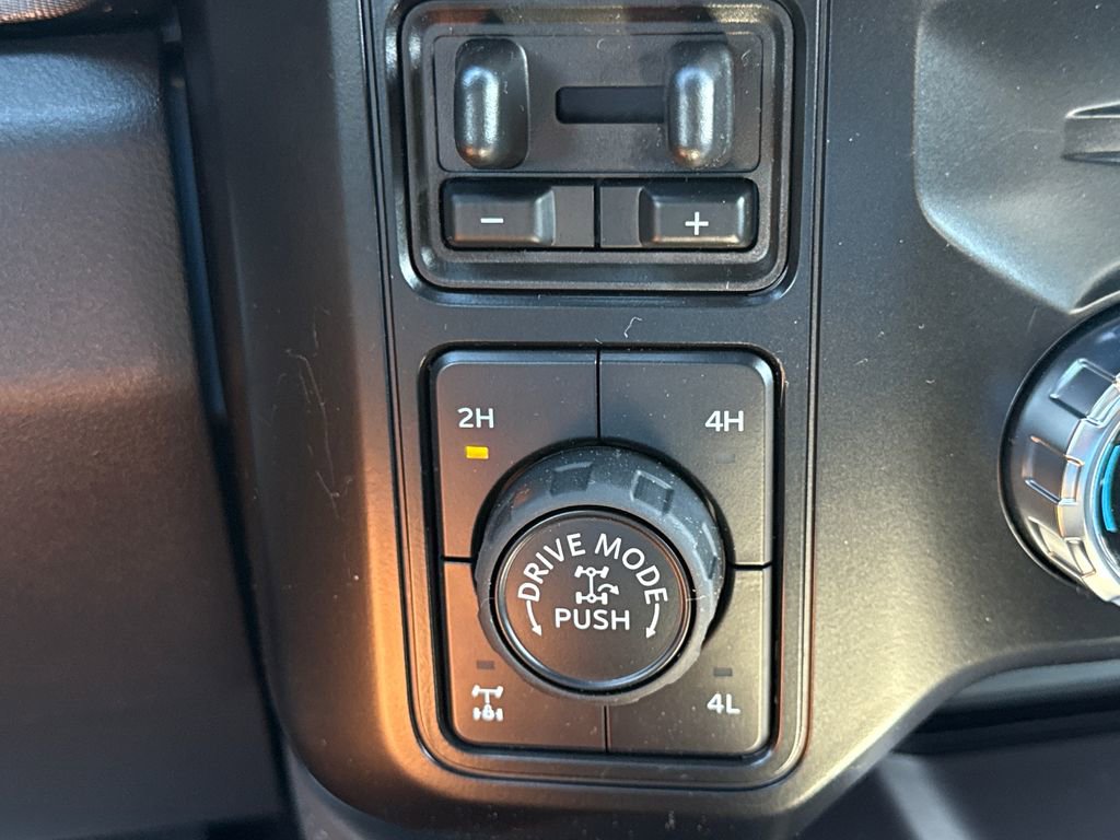 New 2026 Ford F250 Platinum image 36
