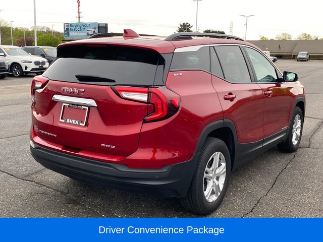 Certified 2023 GMC Terrain SLE w/ Driver Convenience Package AWD/4WD image 3