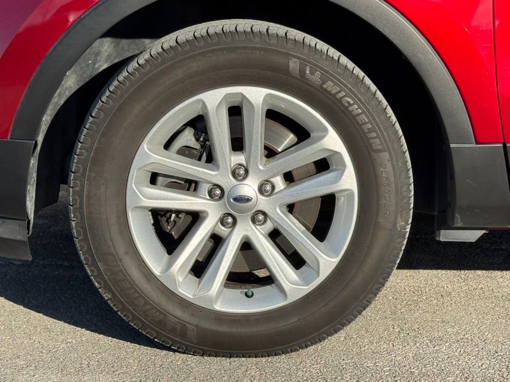 Used 2015 Ford Explorer XLT w/ Equipment Group 202A image 34