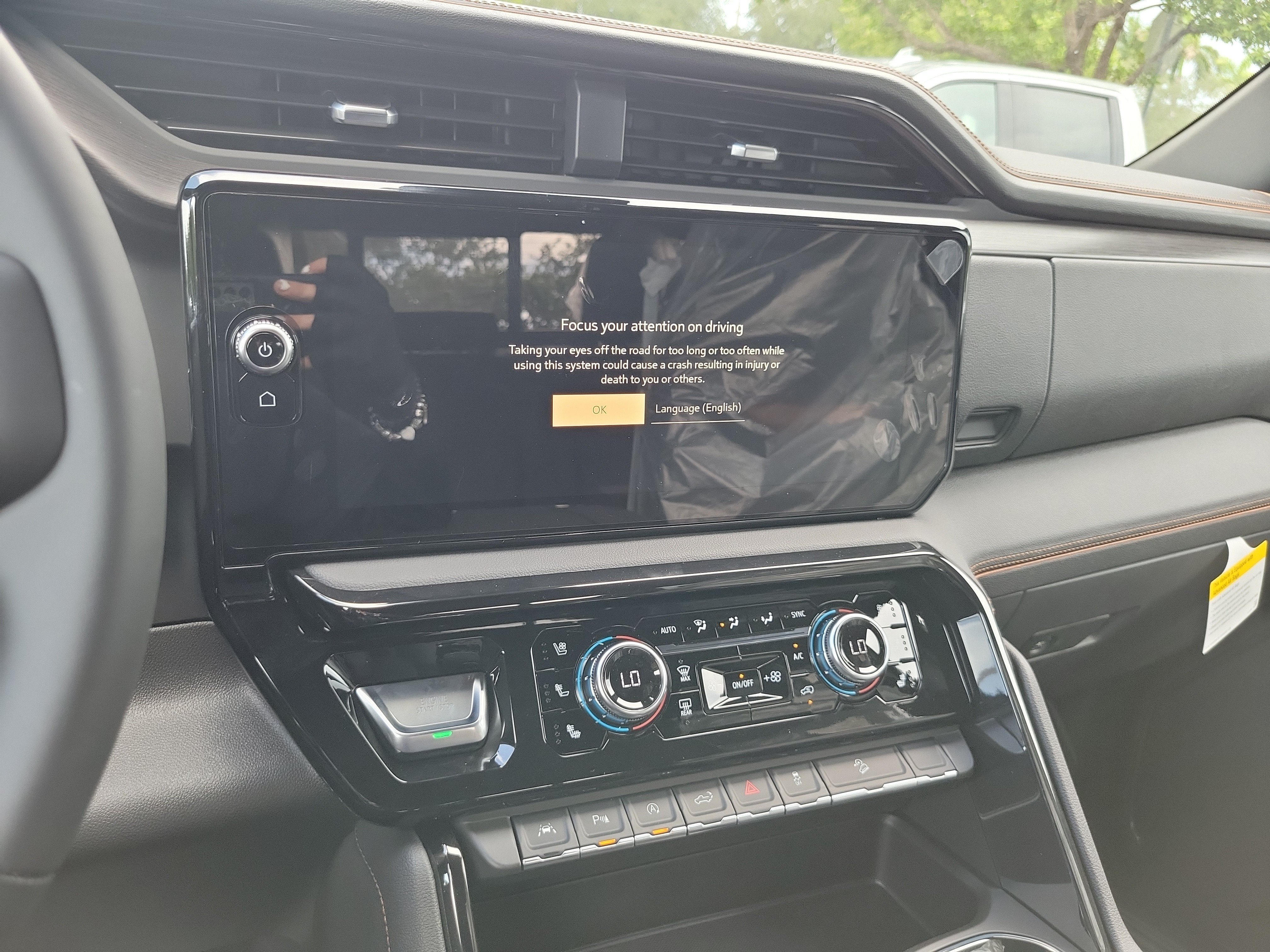 New 2026 GMC Sierra 1500 AT4 w/ AT4 Premium Package AWD/4WD image 10
