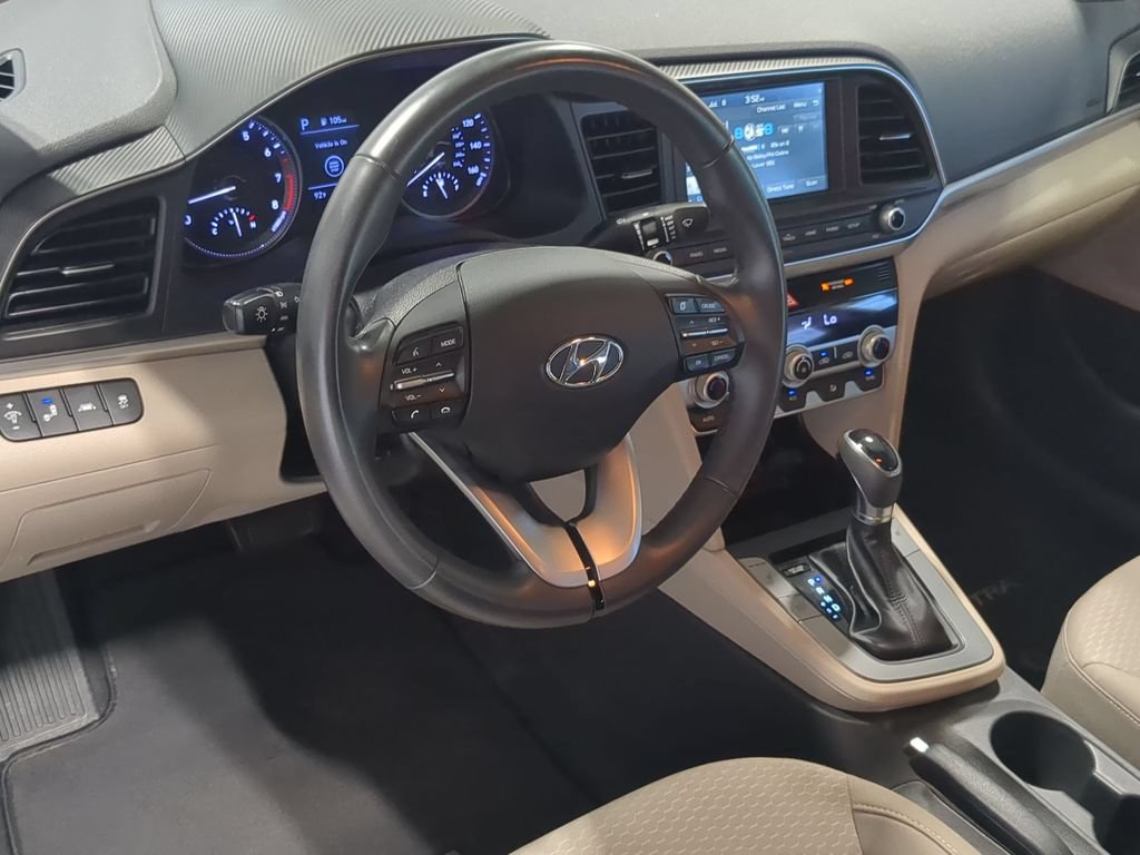 Used 2020 Hyundai Elantra Value Edition FWD image 12