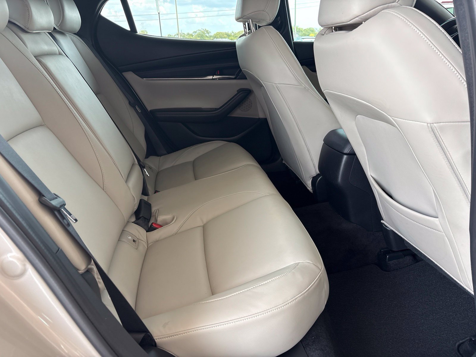 Used 2024 MAZDA MAZDA3 s FWD image 16