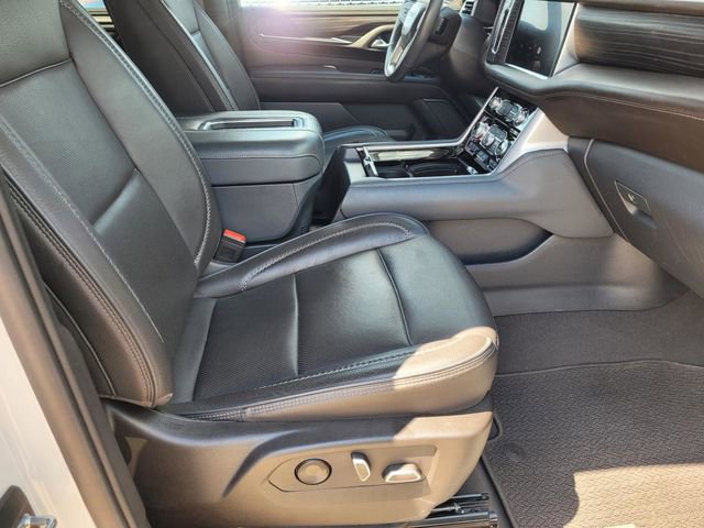 Used 2022 GMC Yukon Denali RWD image 25