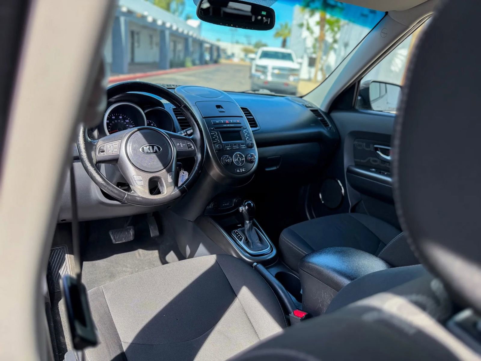 Used 2013 Kia Soul + image 8