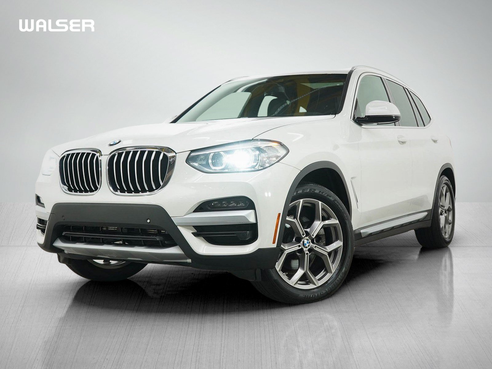 Used 2021 BMW X3 xDrive30i AWD/4WD image 1