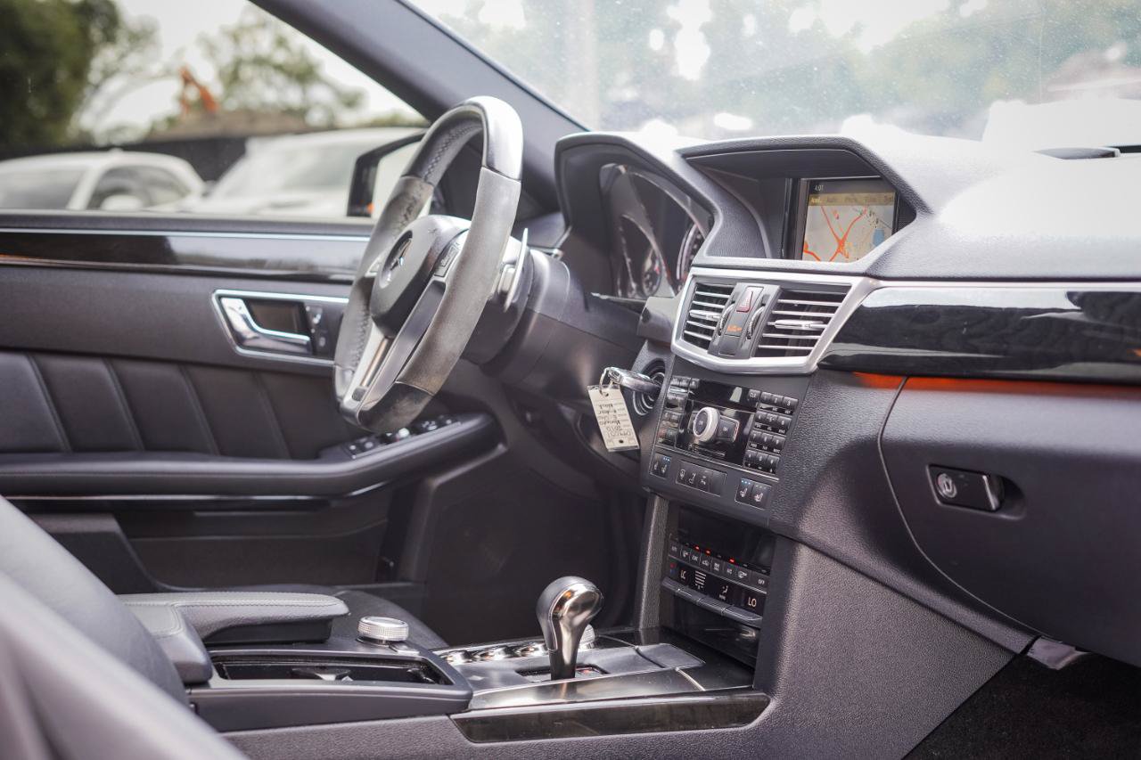 Used 2010 Mercedes-Benz E 63 AMG Sedan image 13