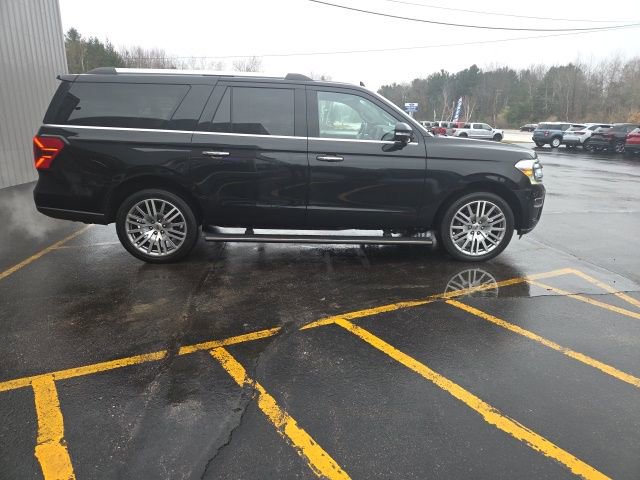 Used 2023 Ford Expedition Max Limited image 4