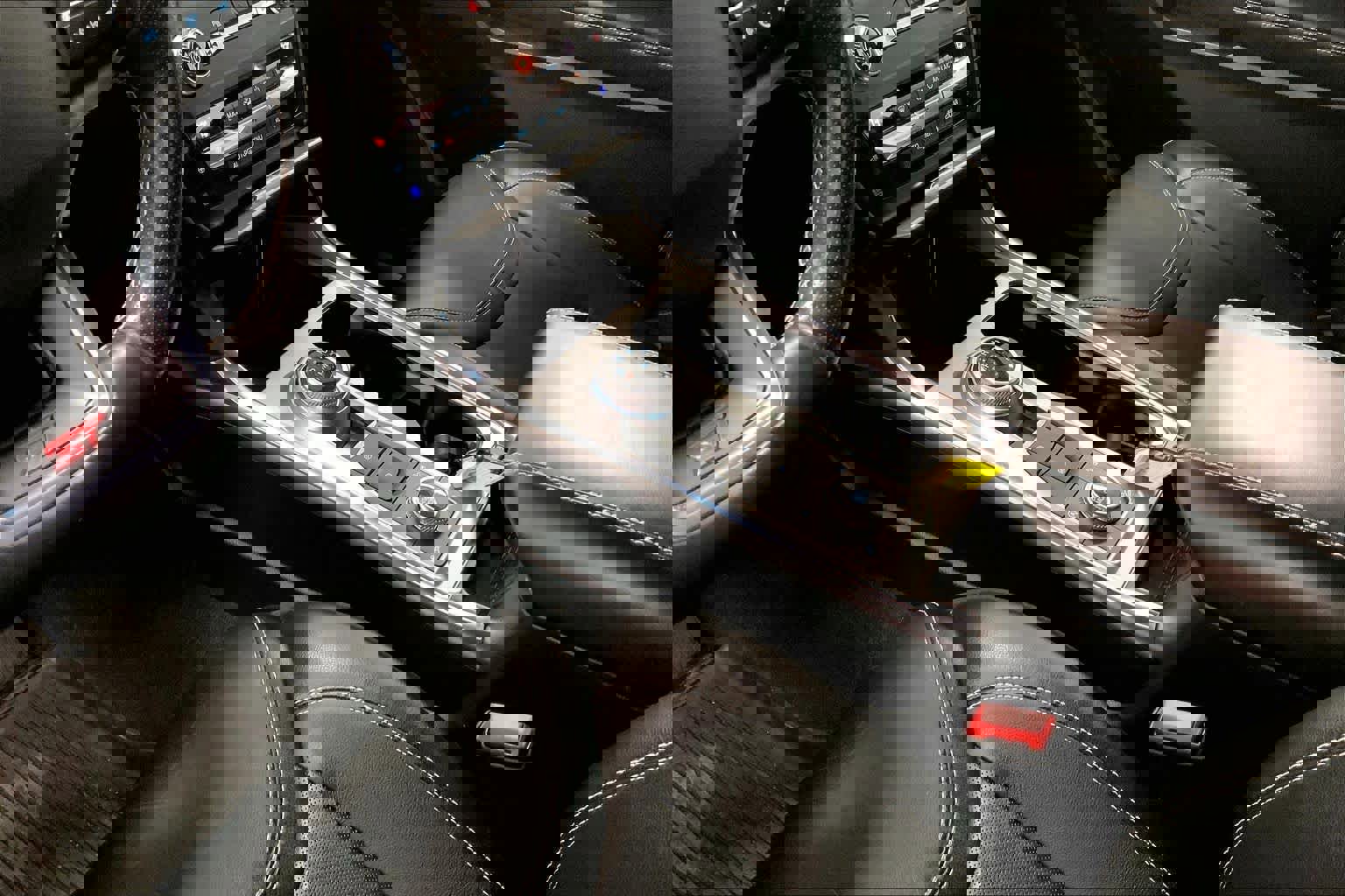 Used 2020 Ford Explorer ST w/ Premium Technology Package image 13