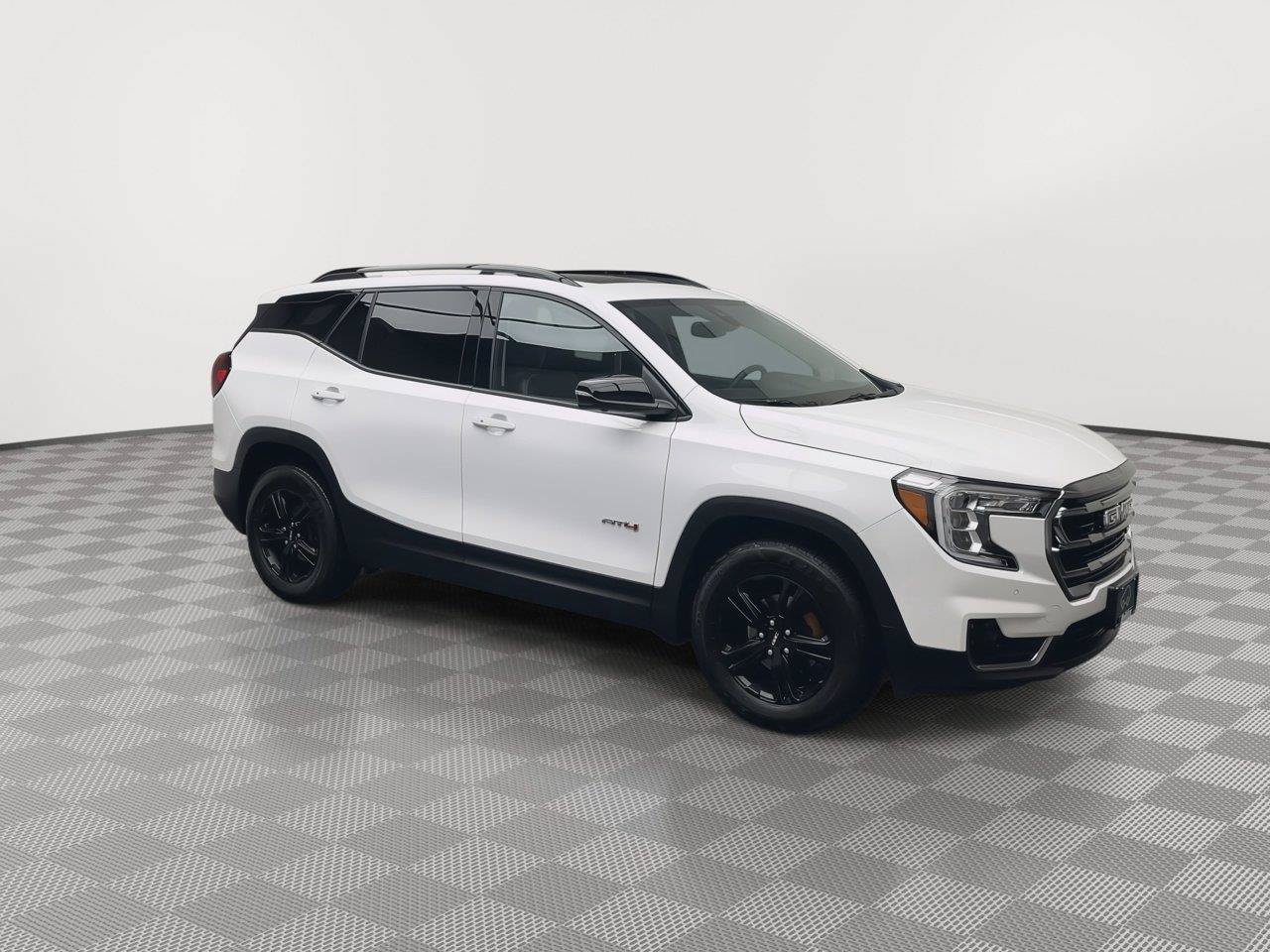 Certified 2024 GMC Terrain AT4 w/ Tech Package AWD/4WD image 43