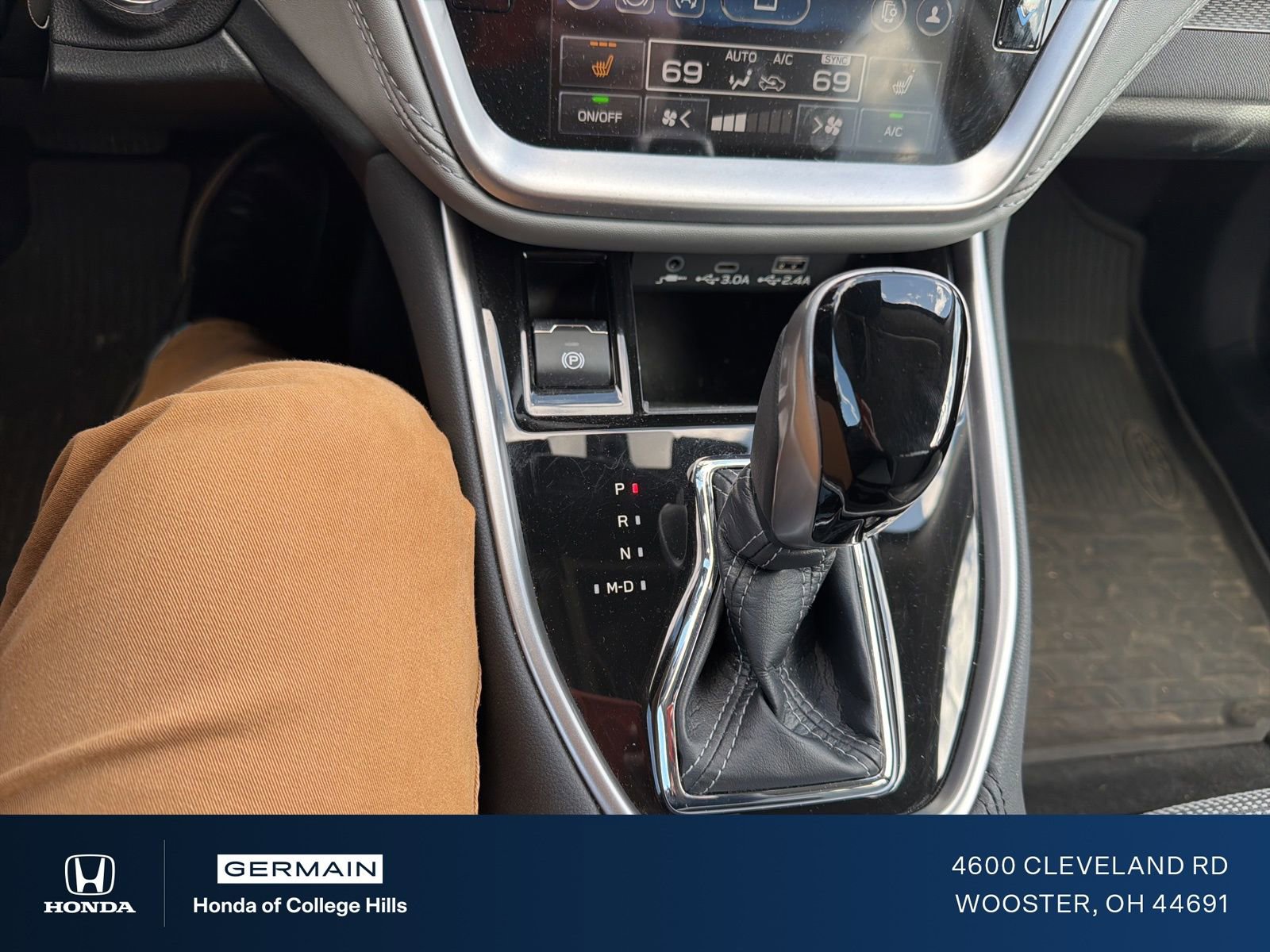 Used 2025 Subaru Outback Premium w/ Popular Package #1A image 23