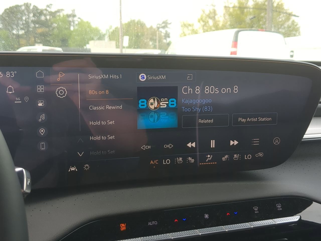 New 2026 Buick Enclave Avenir AWD/4WD image 13
