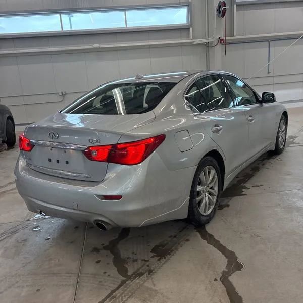Used 2015 INFINITI Q50 Premium w/ Navigation Package image 2