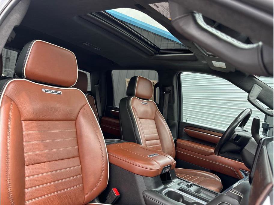 Used 2024 GMC Sierra 2500 Denali Ultimate w/ Max Trailering Package image 4