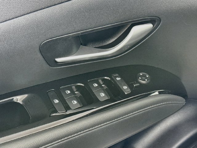 Certified 2022 Hyundai Santa Cruz Limited AWD/4WD image 21