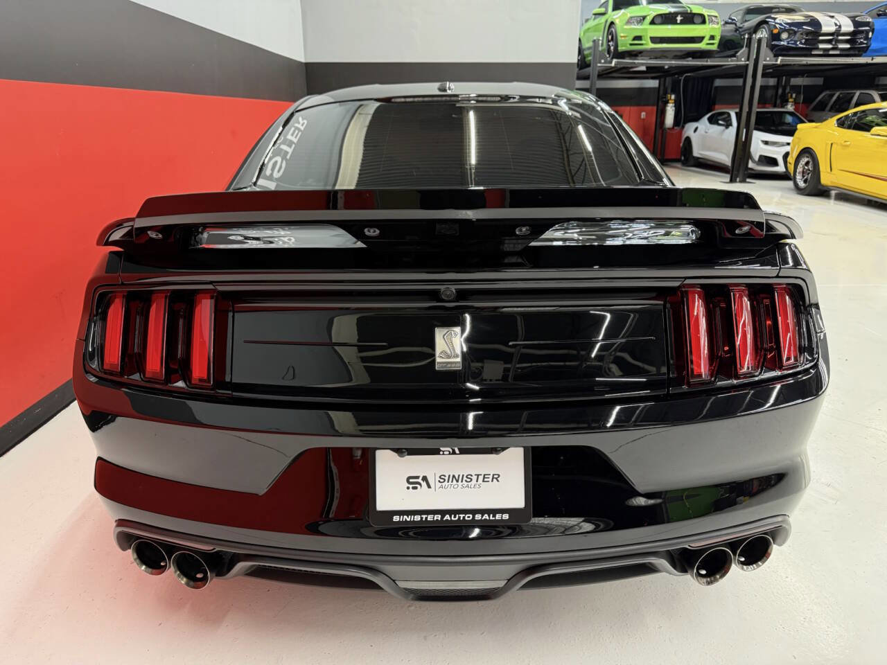 Used 2019 Ford Mustang Shelby GT350 w/ Technology Package image 27