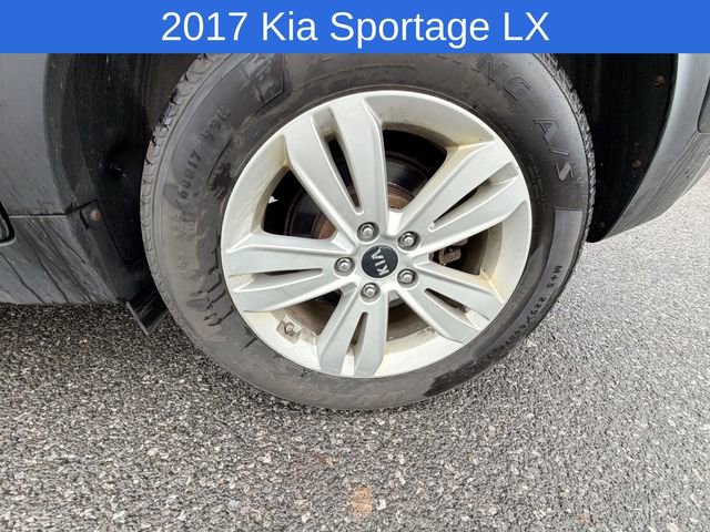 Used 2017 Kia Sportage LX w/ LX Popular Package AWD/4WD image 3