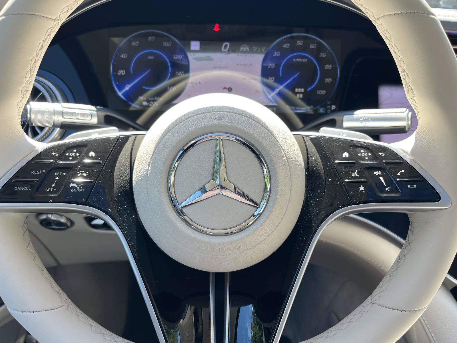 New 2027 Mercedes-Benz EQS 400 4MATIC SUV image 22