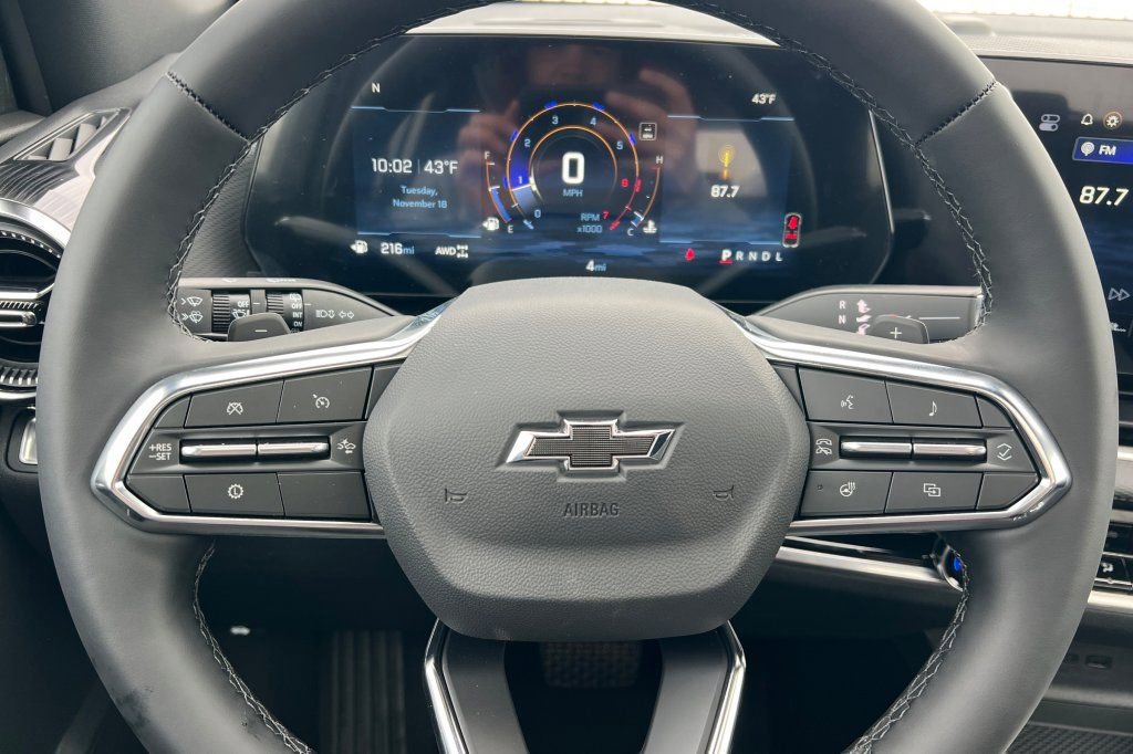 New 2026 Chevrolet Equinox LT w/ Convenience Package II image 21