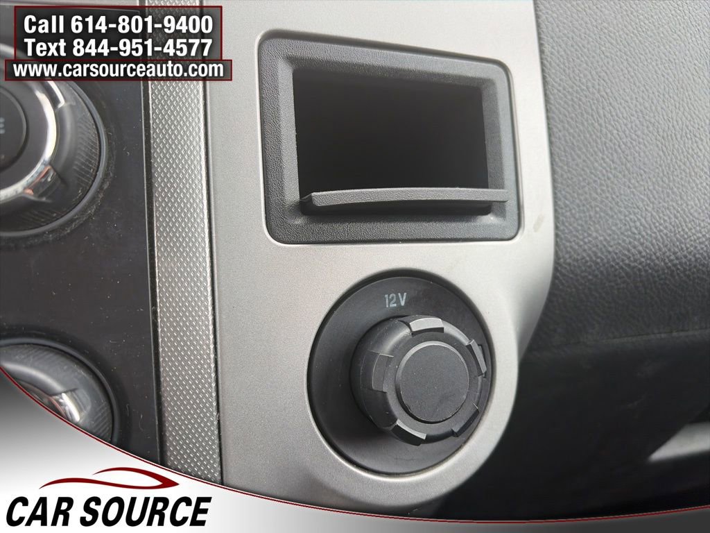 Used 2016 Ford Expedition EL XLT image 25