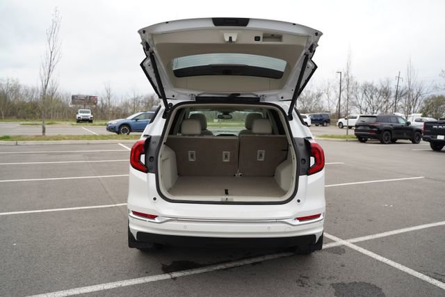 Used 2021 GMC Terrain Denali w/ Denali Premium Package image 18