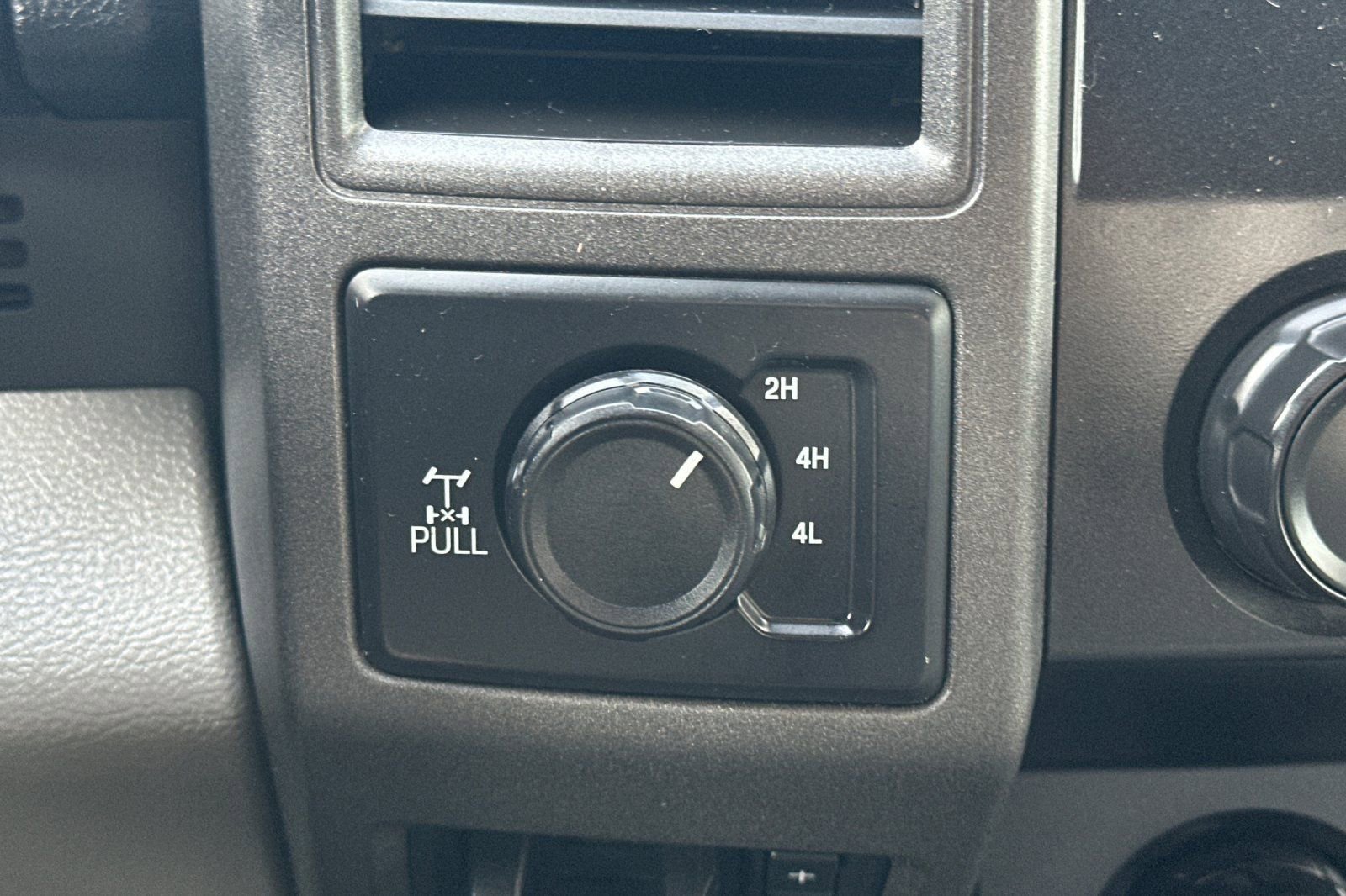 Used 2020 Ford F250 XL w/ STX Appearance Package image 21