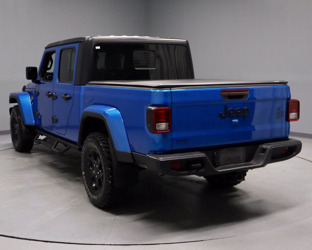 Used 2023 Jeep Gladiator Sport AWD/4WD image 7