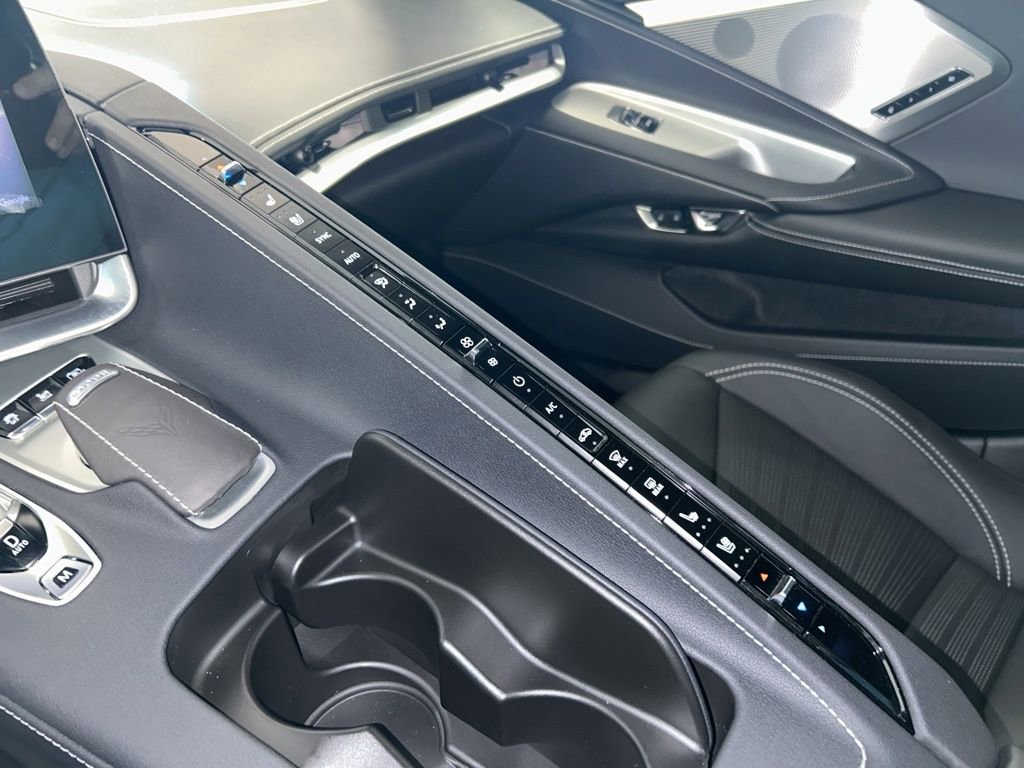 Used 2024 Chevrolet Corvette Z06 image 31