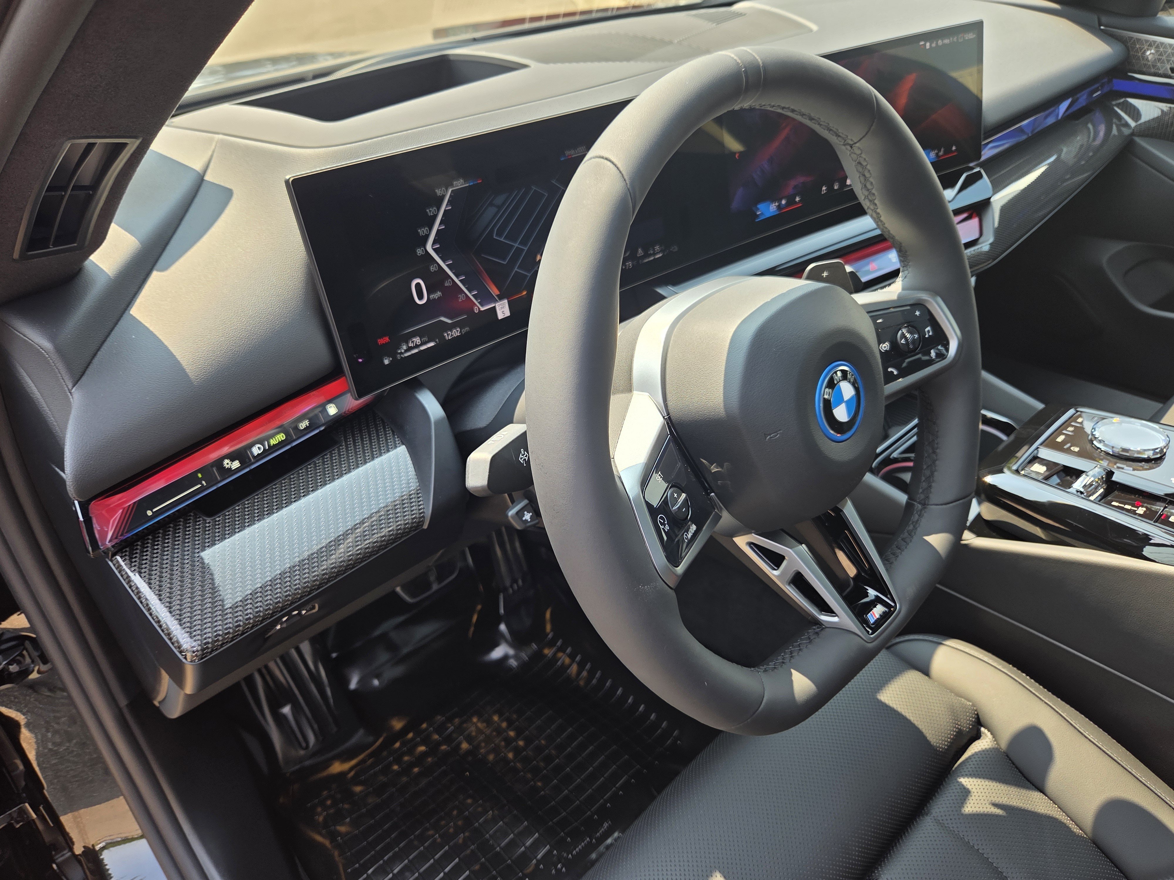 New 2027 BMW 550e xDrive w/ Executive Package AWD/4WD image 12