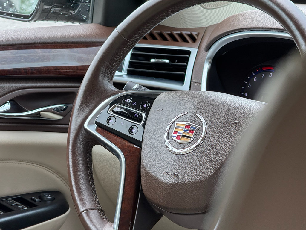 Used 2015 Cadillac SRX Luxury w/ Driver Awareness Package FWD image 20