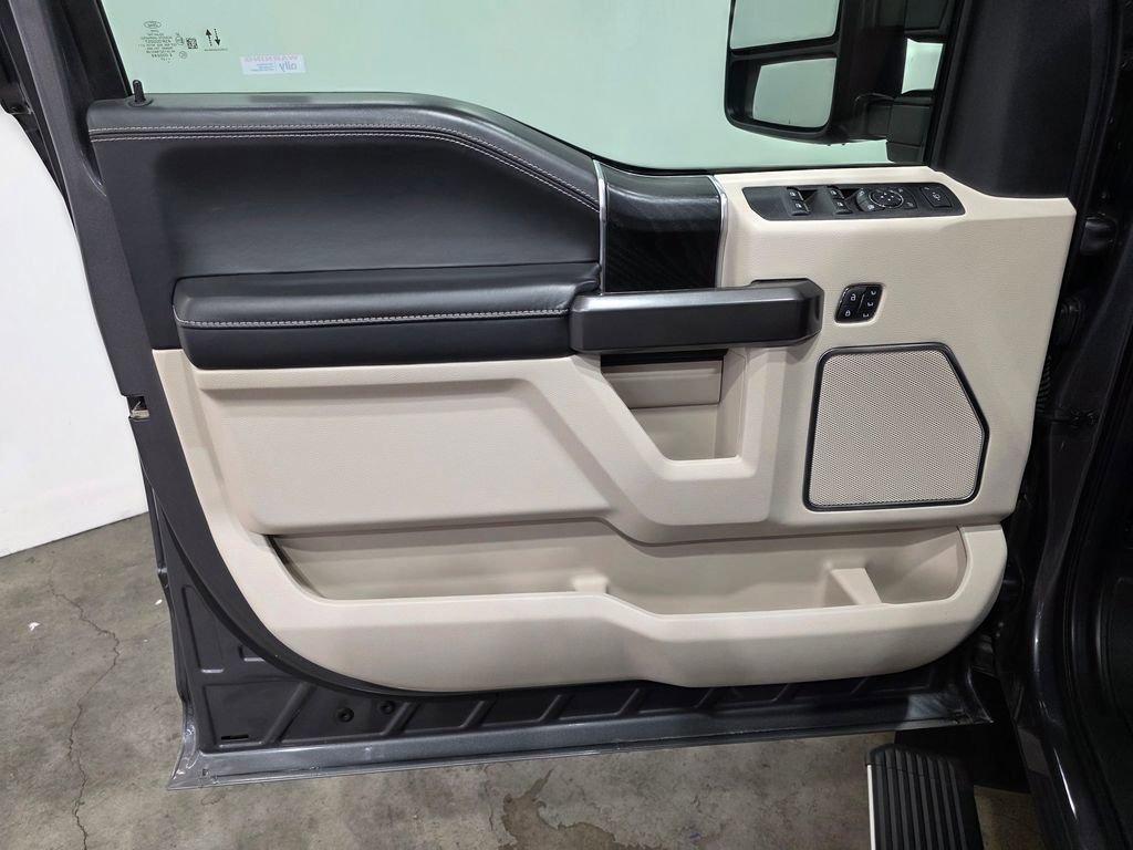 Used 2021 Ford F350 Limited AWD/4WD image 34