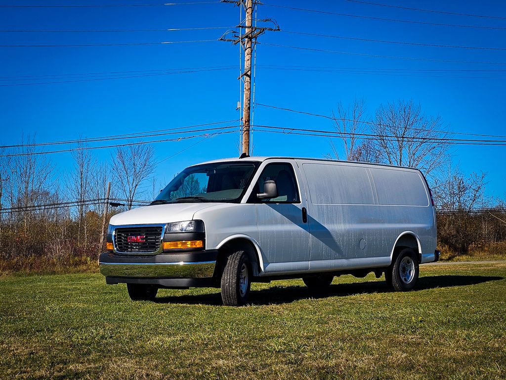 New 2025 GMC Savana 3500 Extended w/ Driver Convenience Package image 8