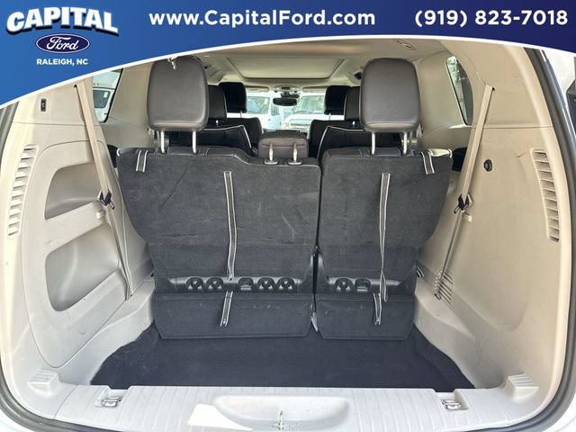 Used 2024 Chrysler Pacifica Limited FWD image 16