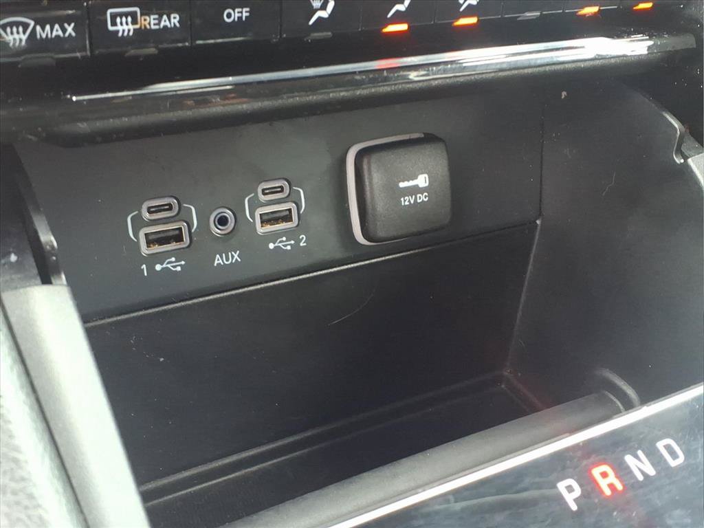 Used 2023 Jeep Grand Cherokee Limited AWD/4WD image 5