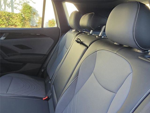 New 2026 Volkswagen Tiguan SE R-Line image 8