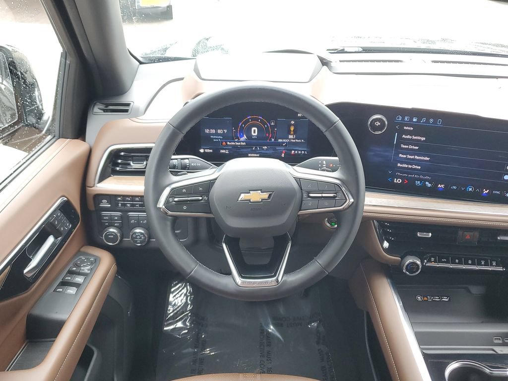 Certified 2025 Chevrolet Tahoe High Country AWD/4WD image 18