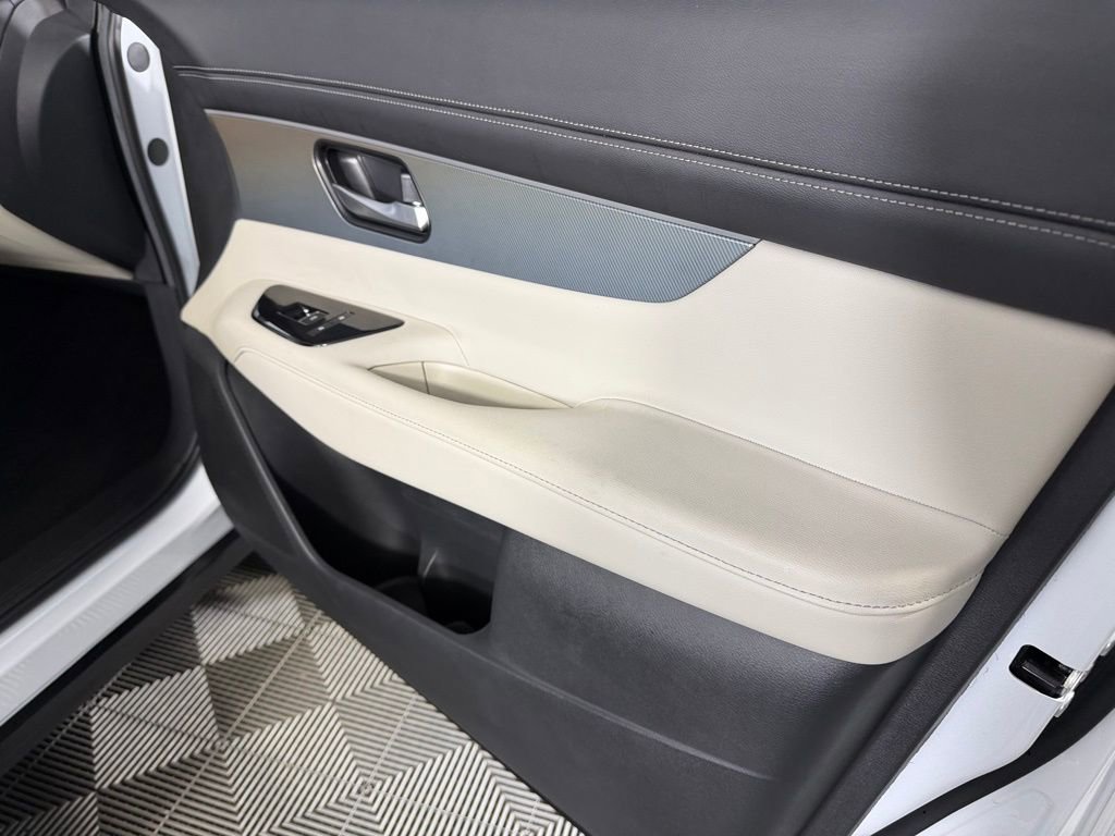 Used 2025 Nissan Murano SL w/ Cargo Package image 34