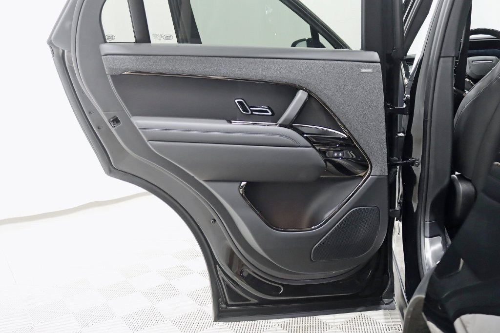 Used 2023 Land Rover Range Rover Sport SE Dynamic AWD/4WD image 34