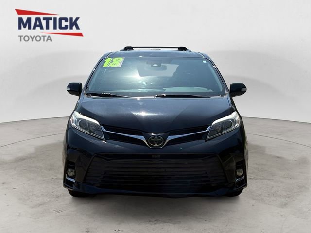 Used 2018 Toyota Sienna Limited Premium AWD/4WD image 2