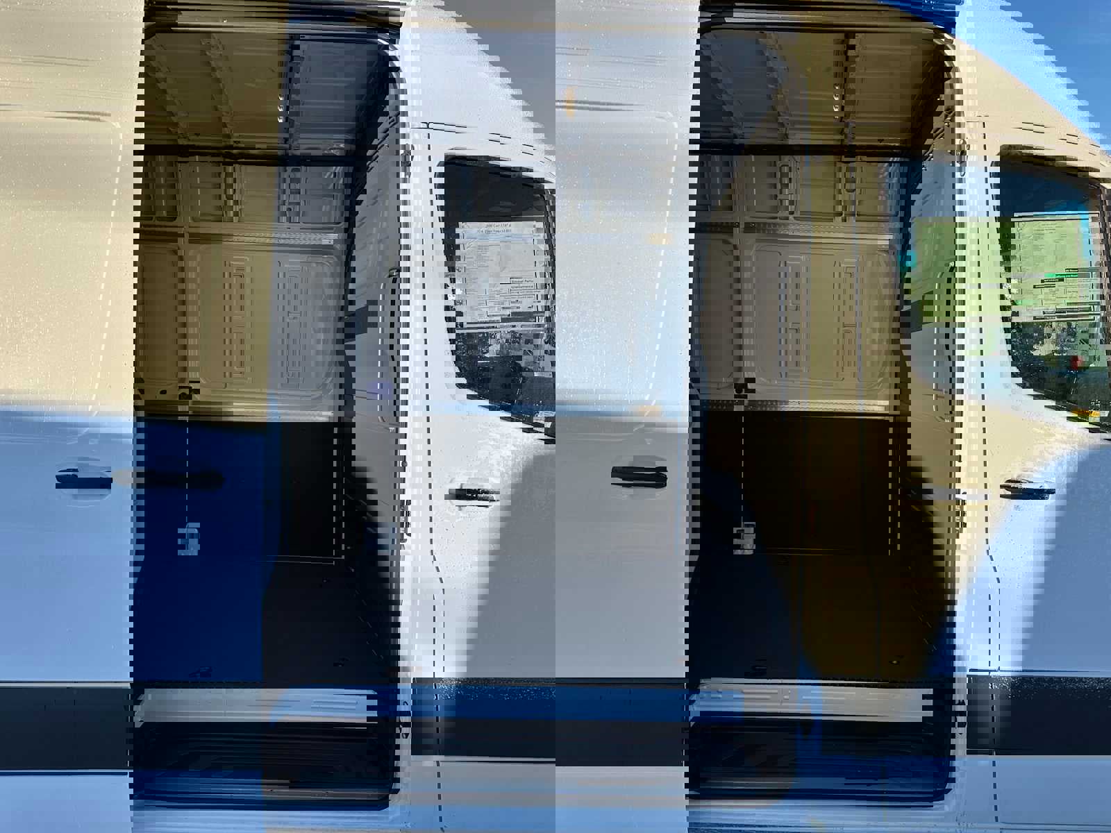 Used 2024 Mercedes-Benz Sprinter 2500 image 12