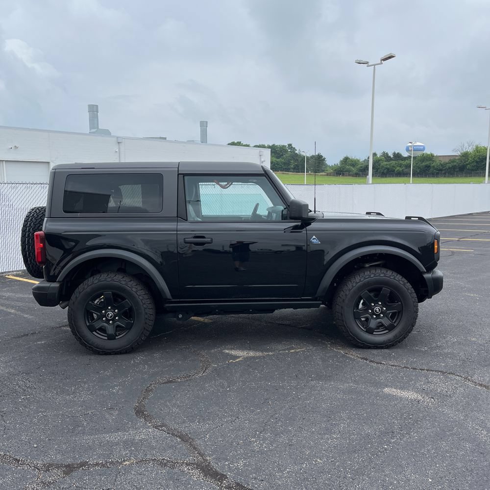 Used 2024 Ford Bronco Black Diamond AWD/4WD image 13