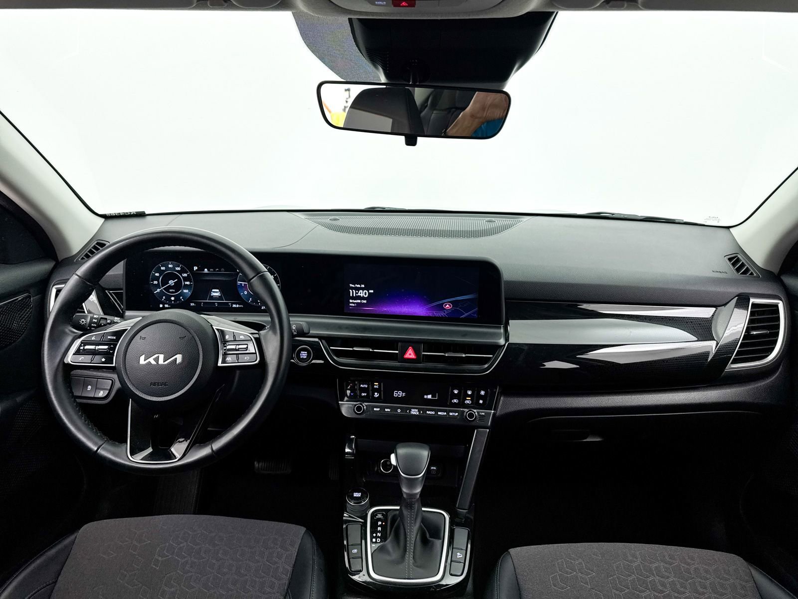 Certified 2024 Kia Seltos S image 21