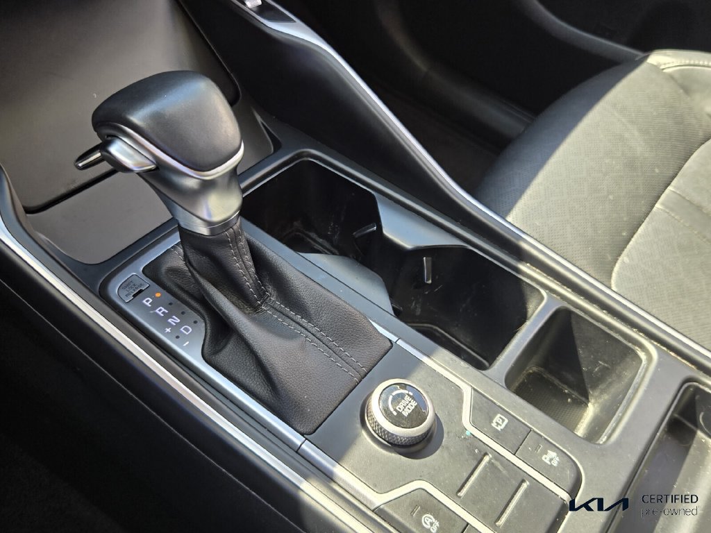 Certified 2023 Kia Sorento S FWD image 24